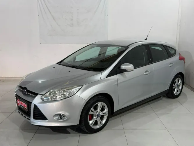 Ford Focus 1.6 S/se/se Plus Flex 8v/16v 5P 2015