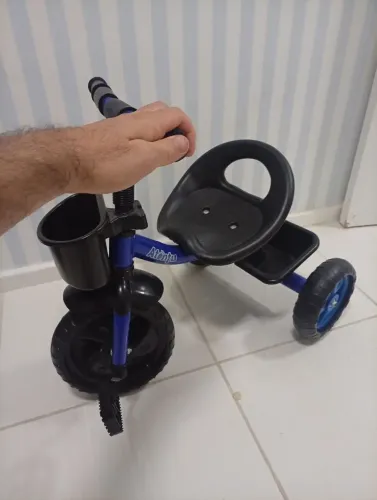 Triciclo criança ?