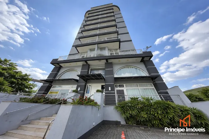 Cobertura com 2 quartos no Bucarein em Joinville
