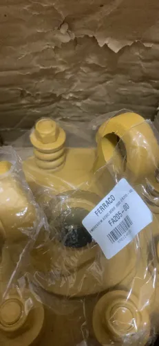 Vendo componente pra rosadeira de trator 