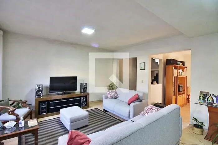 Casa à Venda - Demarchi, 3 Quartos, 277 m2