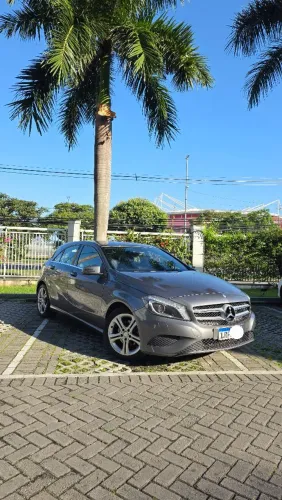 Mercedes-Benz Classe A 200 1.6 TB 16V Urban 156cv Aut. 2014