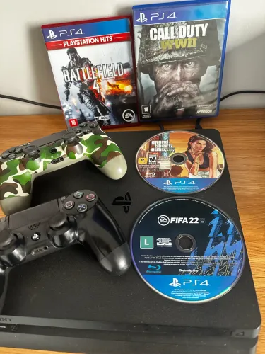 PS4 SLIM 500GB + 2 controles
