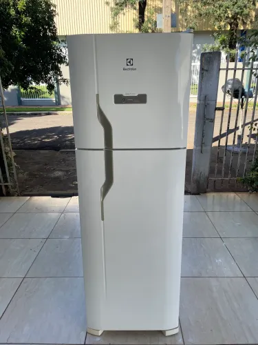 Geladeira Electrolux Duplex 371 Litros ( Frost Free )