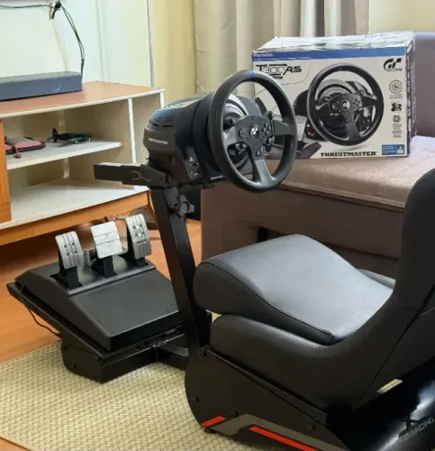 Trustmaster T300RS (novo na caixa)