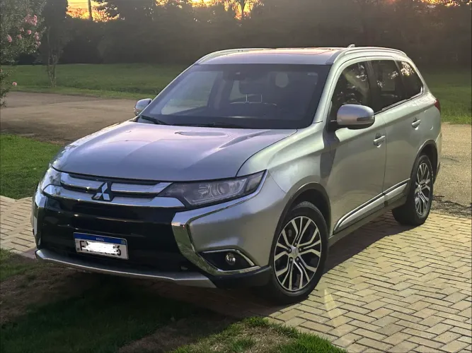 Mitsubishi Outlander 2.0 16V 160cv Aut. 2018