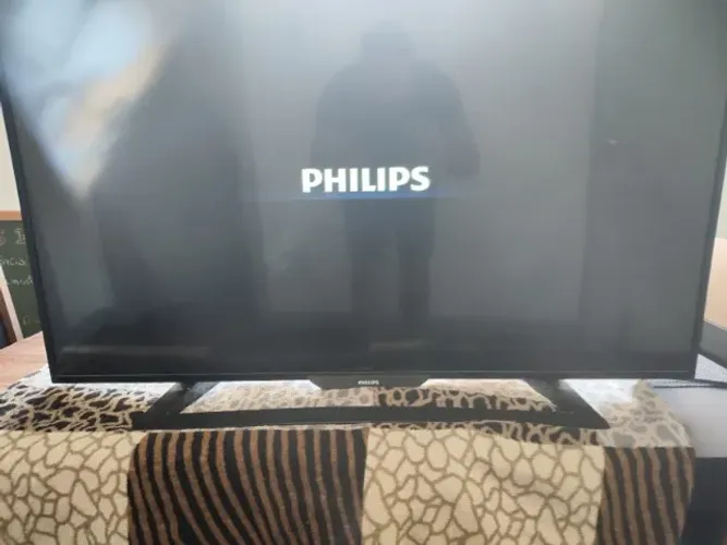 TV Philips A Philips 43PFG5000/78 LED Full HD de 43 polegada série 5000