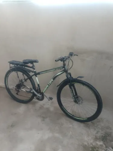 Bicicleta Houston aro 29 com freio a disco