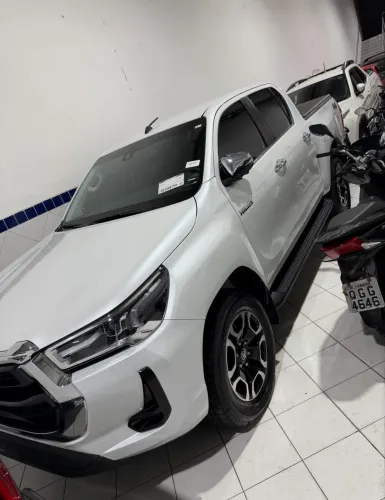 Toyota Hilux CD SRX 4X4 2.8 TDI 16V Diesel Aut. 2026