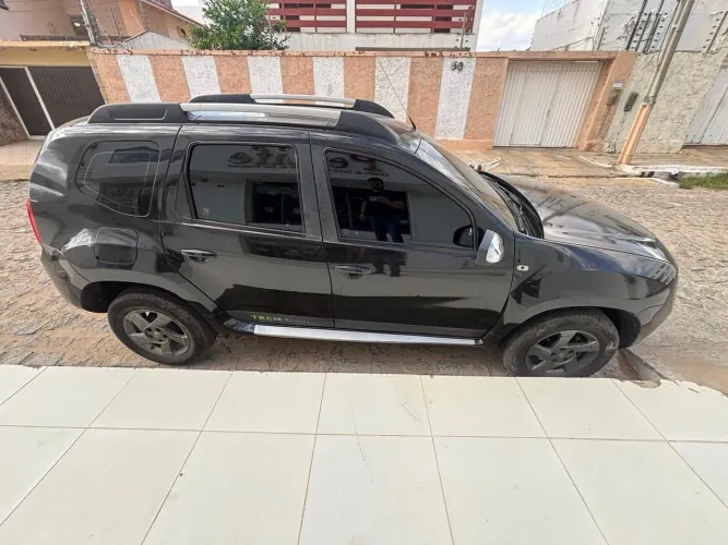 Renault Duster Techroad 2.0 Hi-flex 16V Aut. 2013