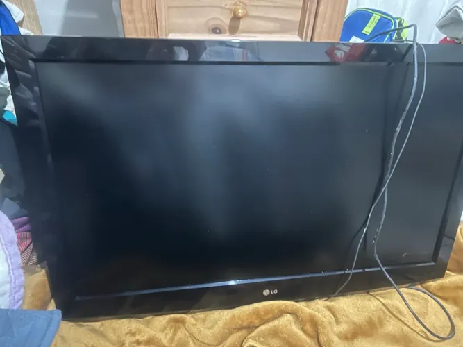 vendo televisão philco 42 polegadas com chrome cast