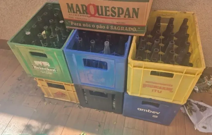 Engradado garrafa bebida
