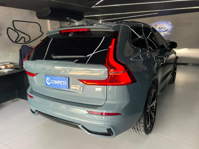Volvo XC-60 T-8 Ultim.dark 2.0 AWD (híbrido) 2023