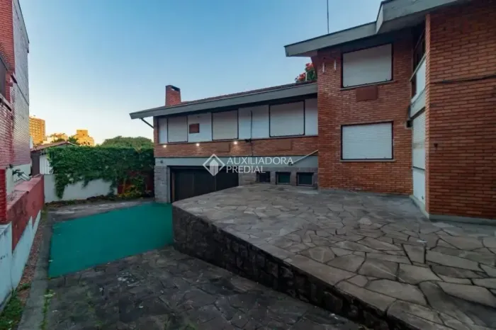 Casa comercial Boa vista para aluguel em Porto Alegre