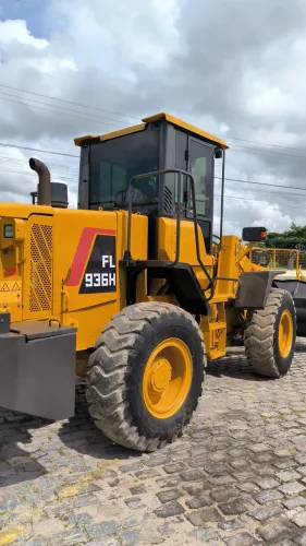 Pá Carregadeira Lovol 2023 com 2.152hs l