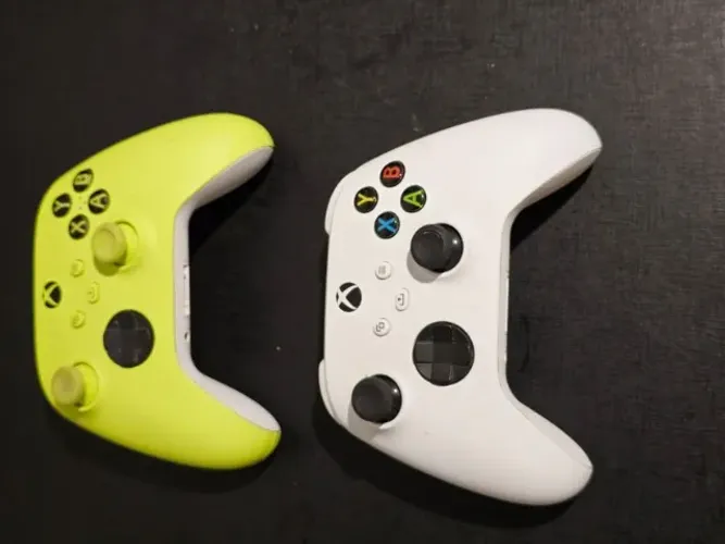 Xbox Series S 512GB + 2 Controles - Excelente Estado | Pronto para Jogar