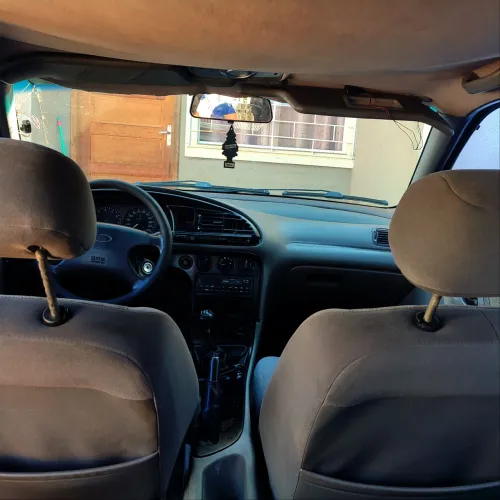 Ford Mondeo CLX 1.8 4P E 5P 1996