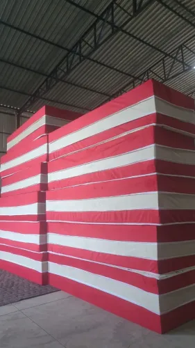 Fábrica de colchões e cama box contrata