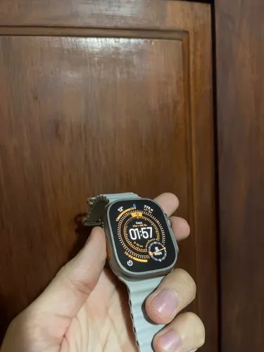 Apple Watch Ultra titânio 