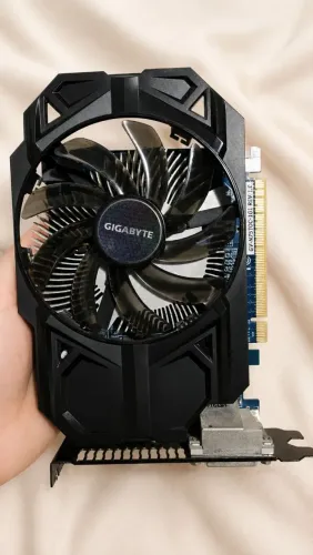 Placa de vídeo GT 750 TI