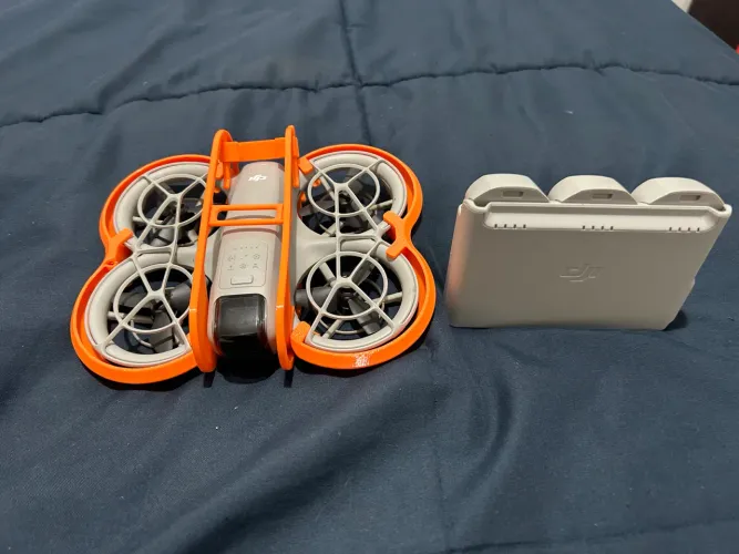 Drone DJI neo com 3 baterias