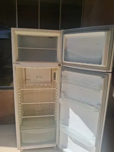 Geladeira sem uso