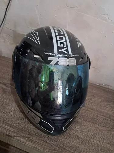 Vendo capacete 58