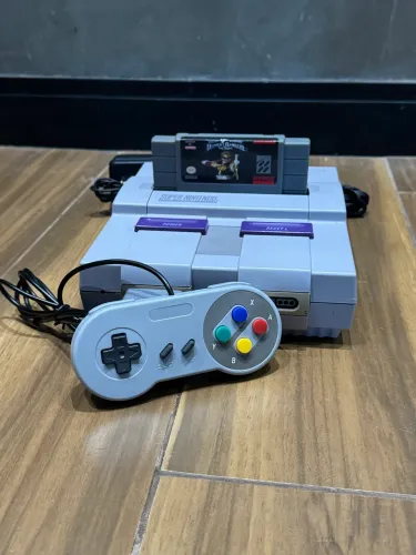 Console Super Nintendo FAT + controle + jogo + fonte + cabo AV tudo funcionado e revisado