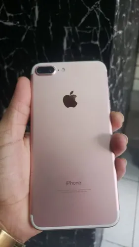 vendo iPhone 7plus 