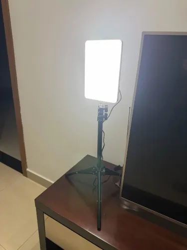 Iluminador Ring Light Led profissional com tripé