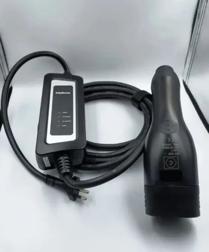 Carregador de carro eletrico intelbras portátil