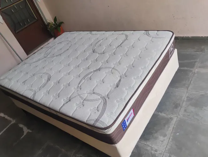 Cama box casal HIGIENIZADA