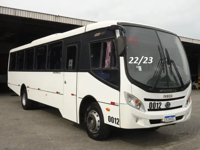 Ônibus Urbano Iveco 15.210 Ano 22/23 Mascarello 46 Lugares Ar de Teto Baixa kilometragem.
