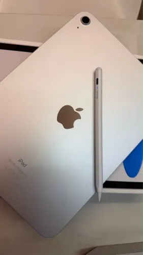 iPad 10 64gb - Única Dona + Capas e Caneta