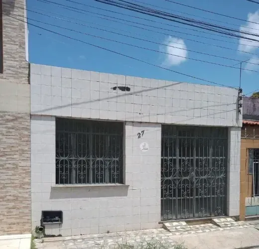 Casa para venda na Rua São João- Bairro- Industrial - Aracaju - SE
