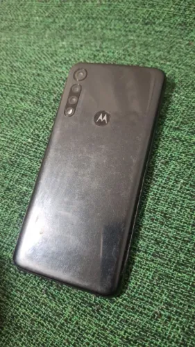 Moto g8 play 