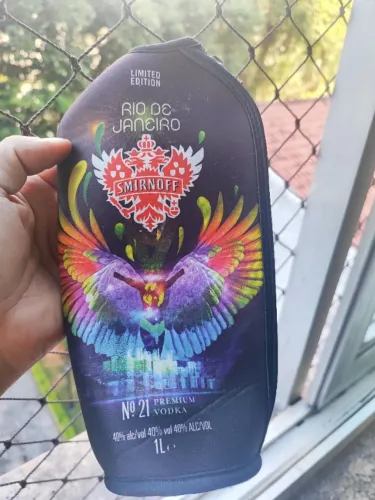 CoolerBag Térmico Para Garrafa Smirnoff Ed limitada arte Rio de janeiro 