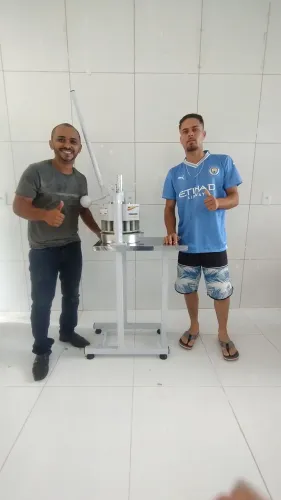 DIVISORA DE PÃO PEDESTAL 30 UNIDS VENÂNCIO 