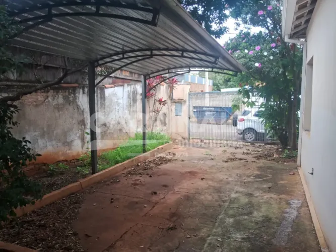 Oportunidade Imperdível! Casa com Excelente Localização e Preço de Ocasião.