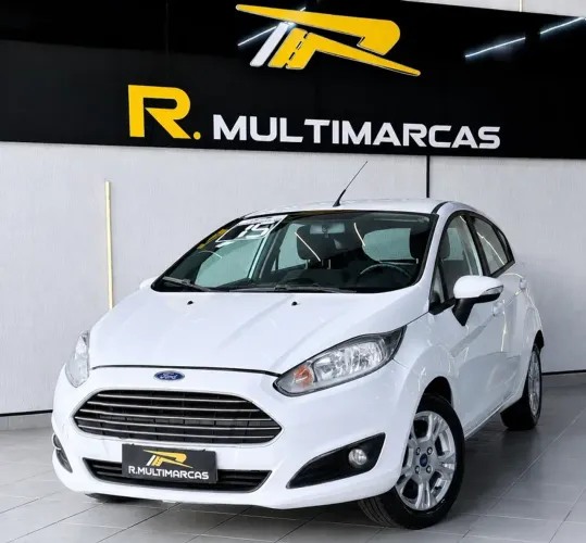 Ford Fiesta 1.6 SE Hatch 16V Flex 4P Powershift 2015