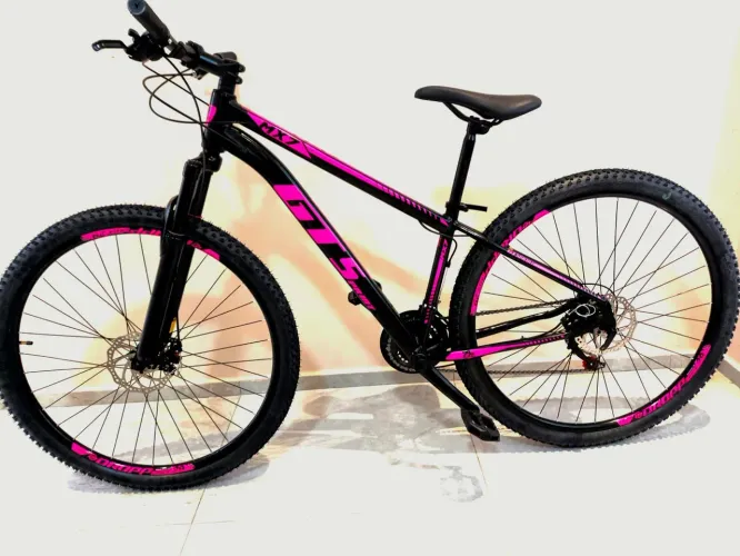 Bicicleta feminina aro 29 freio a disco marcha alumínio lacrada promoção entrego 