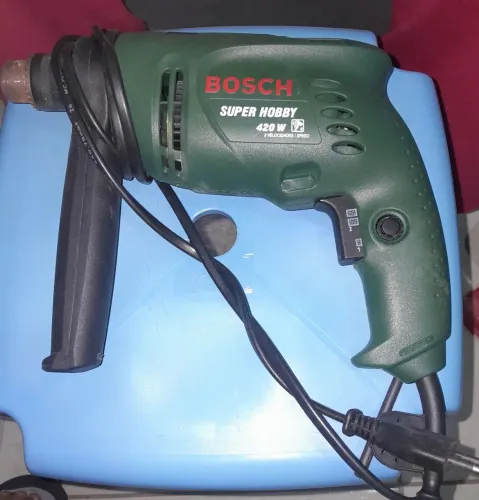 Furadeira Bosch Super Hobby com maleta e assessórios - Voltagem 127 V (110 V)