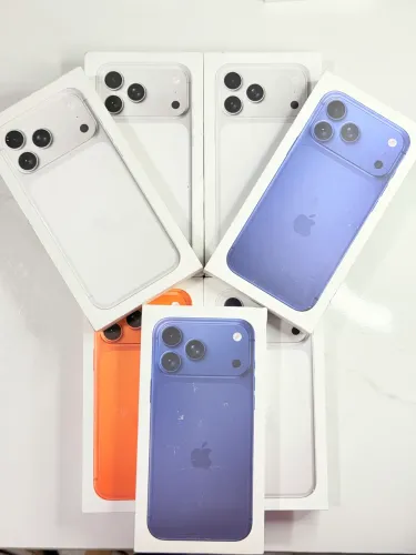 iPhone 17 Pro Max 256gb - Silver e Azul