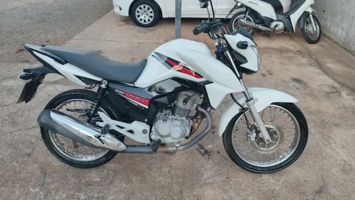 Honda CG Titan 2016, IPVA pg, troco ou vendo