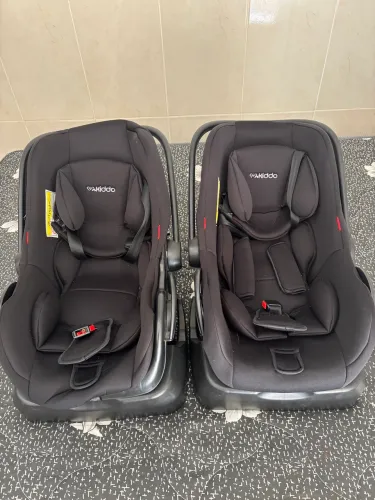 Carrinho para gêmeos completo 