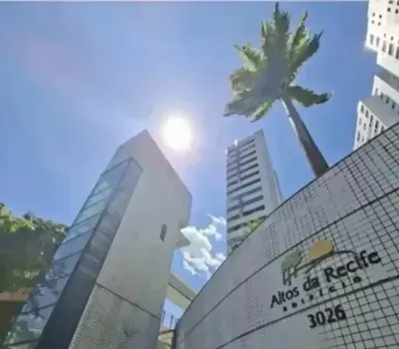 ALTOS DA RECIFE, BELISSIMO APTO COM 3 SUÍTES, 145M2, 2 VAGAS, ARMÁRIOS E AR