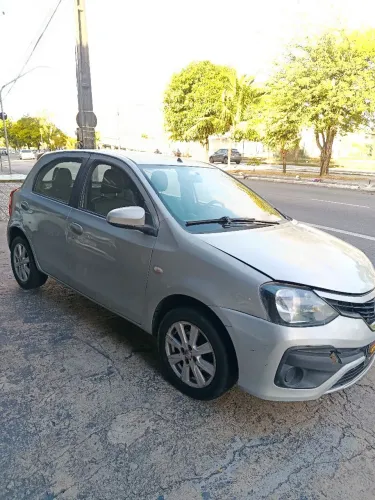 Toyota Etios XS 1.5 Flex 16V 5P Mec. 2015