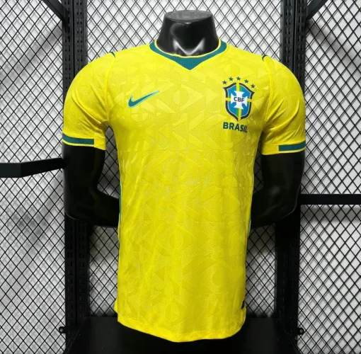 Camisas Tailândesas no geral.