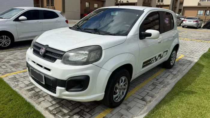 Fiat Uno Attractive 1.0 EVO Fire Flex 8V 5P 2019