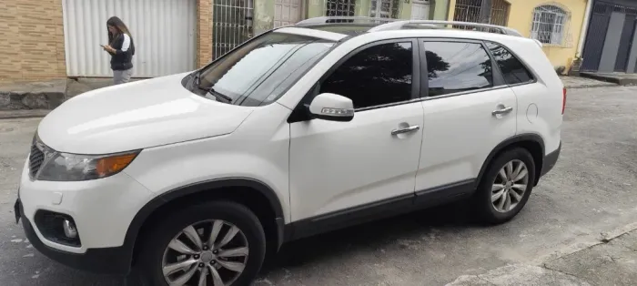 Kia Motors Sorento 3.5 V6 24V 278cv 4X2 Aut. 2012